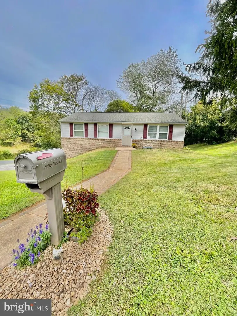 1 Valley View Rd, York, PA 17403 - Image #2