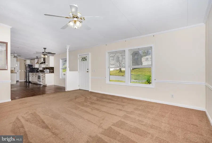 18 Oriole Cir, Felton, PA 17322 - Image #3