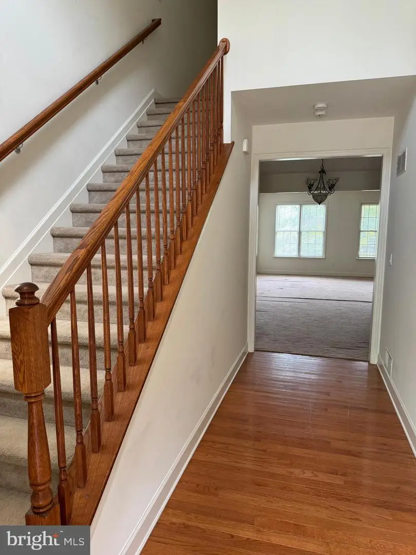 18 Kingswood Dr, Lewisberry, PA 17339 - Image #2