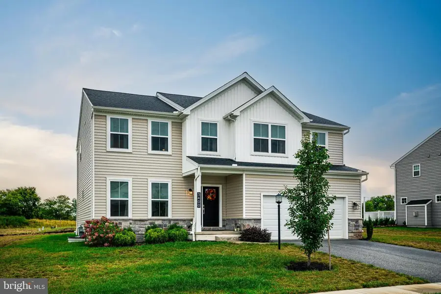 3400 Winter Dr, Dover, PA 17315 - Image #2