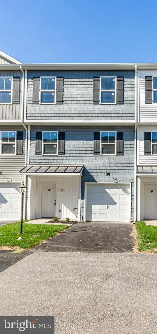 20 Landing Pl #20, York, PA 17408 - Image #1