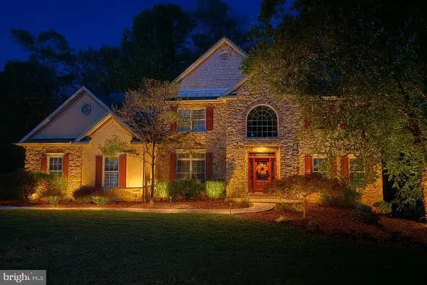 612 Black Powder Dr, LEWISBERRY, PA 17339