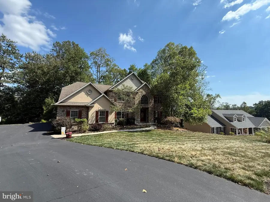 612 Black Powder Dr, Lewisberry, PA 17339 - Image #3
