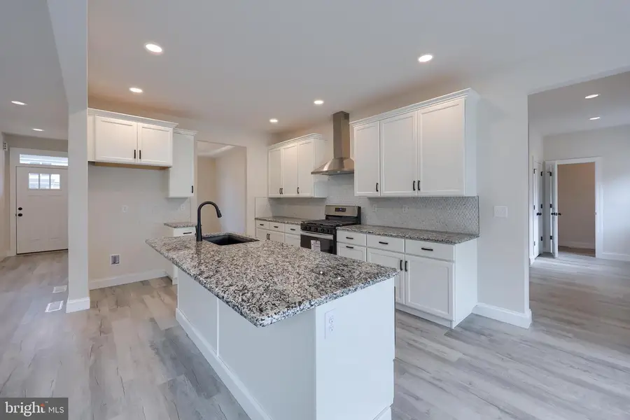 140 Eli Dr, York, PA 17404 - Image #3