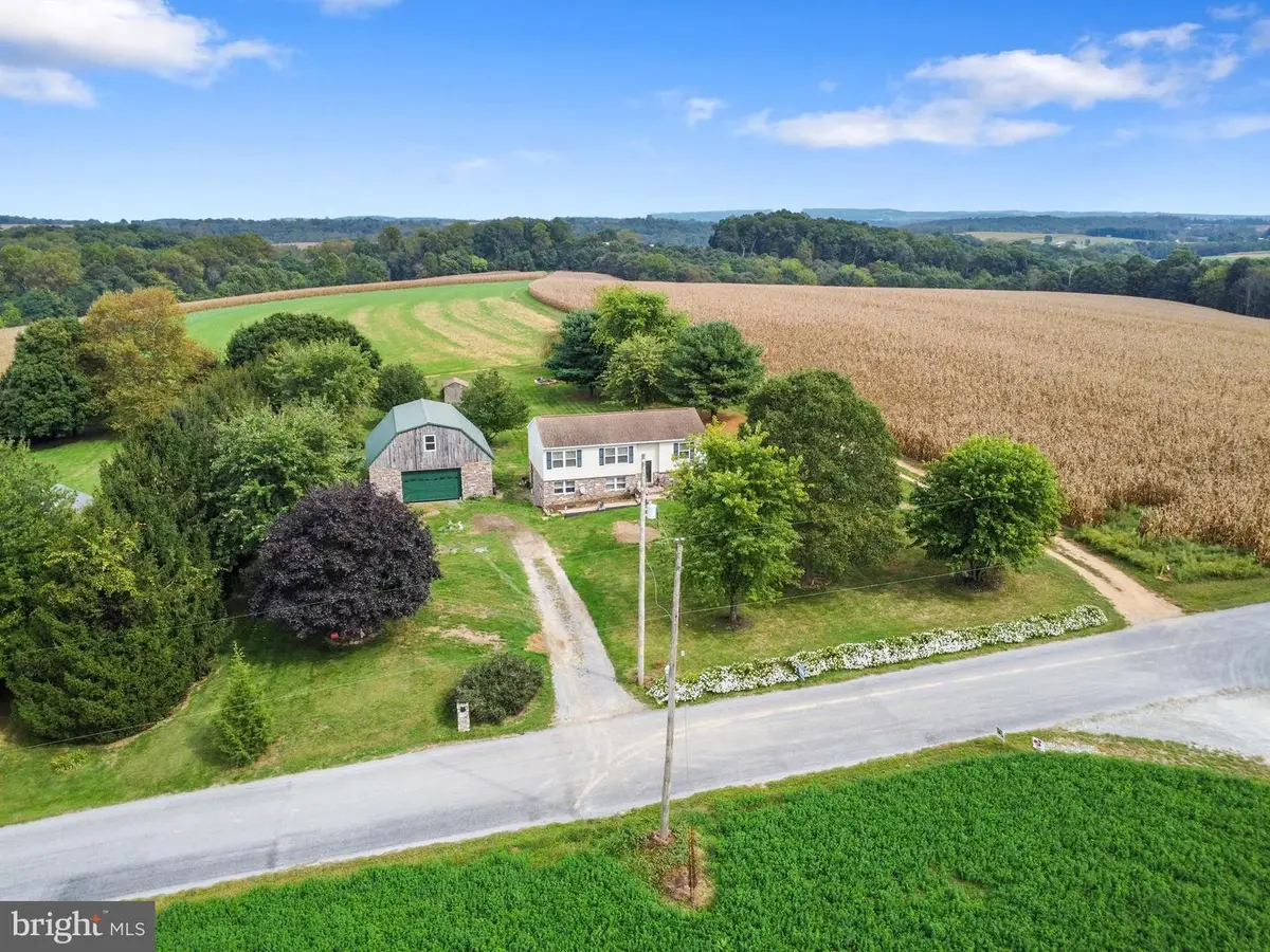 11119 Smith Hollow Rd, Brogue, PA 17309 - Image #1