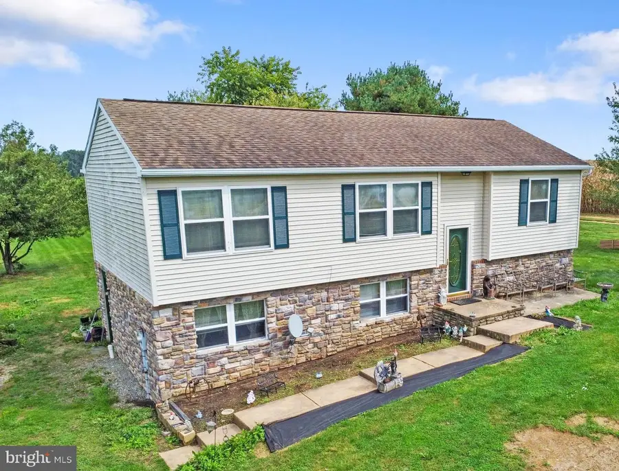 11119 Smith Hollow Rd, Brogue, PA 17309 - Image #3