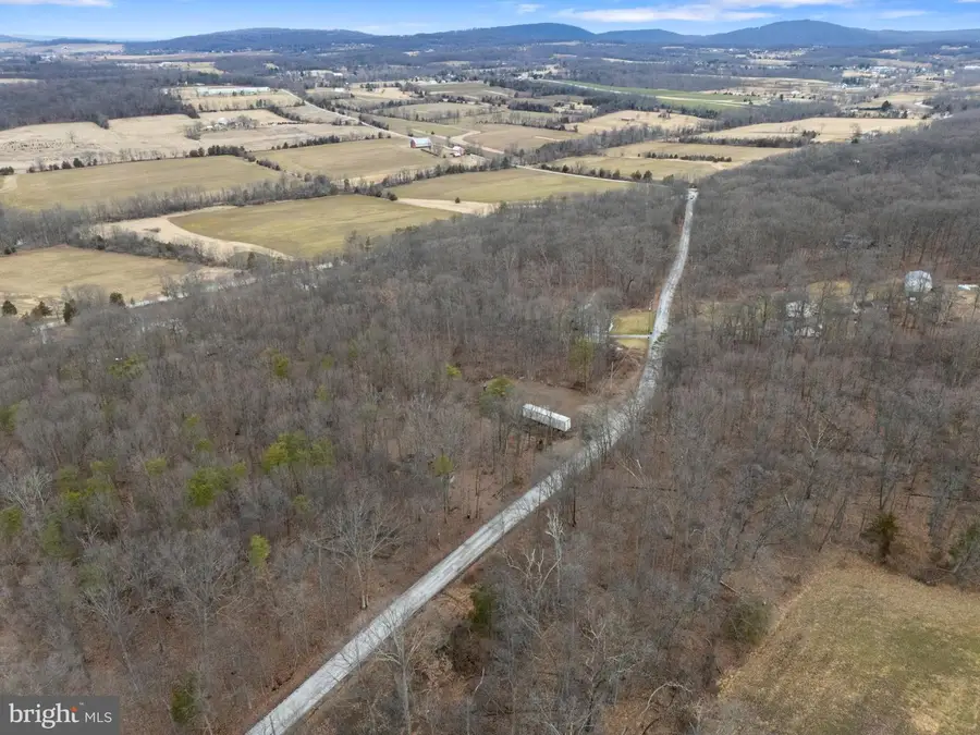 138 S Peiffer Rd, Wellsville, PA 17365 - Image #3