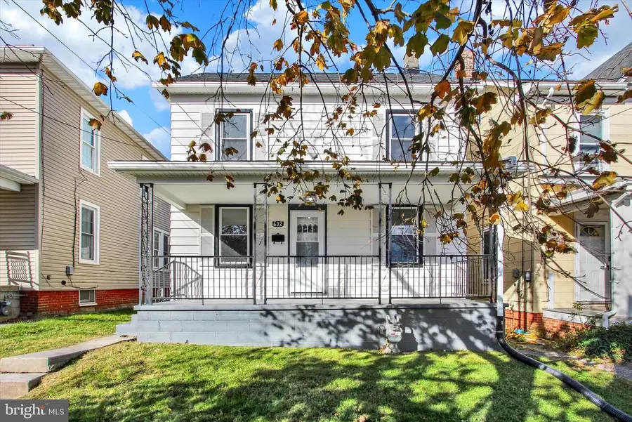 632 E Walnut St, Hanover, PA 17331 - Image #2