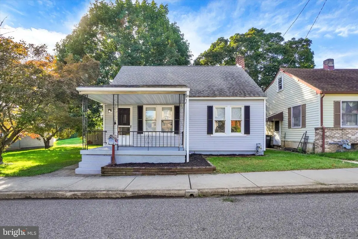 1108 W College Ave, York, PA 17404 - Image #1