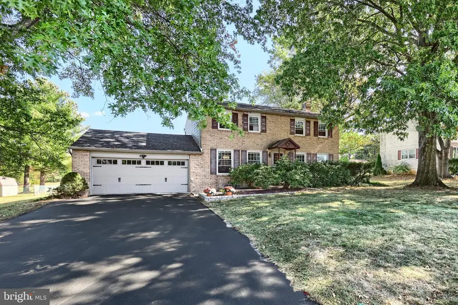 910 Westminster Ave, Hanover, PA 17331 - Image #2