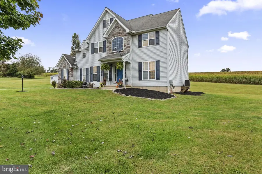 8290 Woodbine Rd, Airville, PA 17302 - Image #2