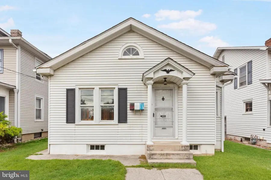 324 E Pleasant St, Hanover, PA 17331 - Image #2