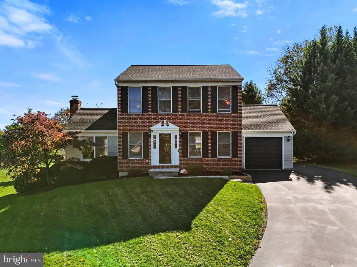 55 Ashton Dr, Etters, PA 17319 - Image #1