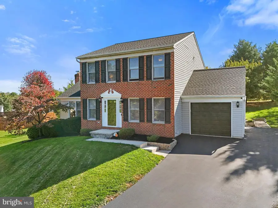 55 Ashton Dr, Etters, PA 17319 - Image #2