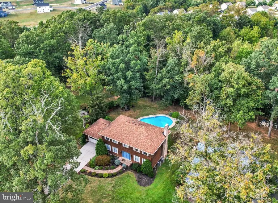 121 Oak Hills Dr, Hanover, PA 17331 - Image #3