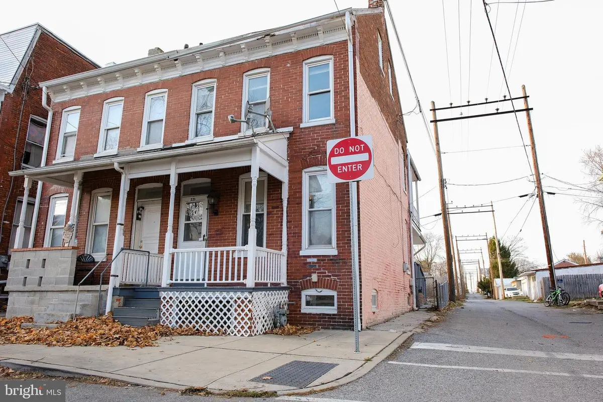 225 W Front St, York, PA 17404 - Image #1
