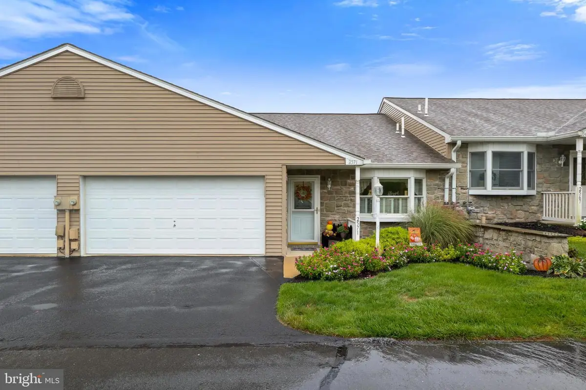 2571 Pin Oak Dr #119, York, PA 17406 - Image #1