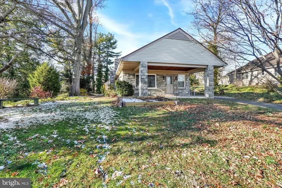 203 Hillside Ter, York, PA 17408 - Image #2