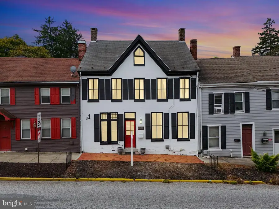 12 S Main St, Shrewsbury, PA 17361 - Image #2