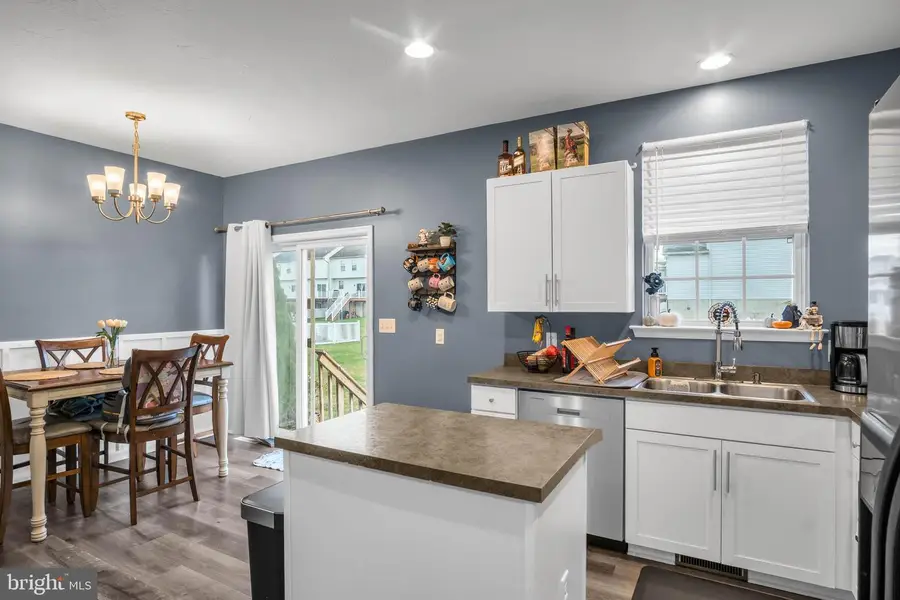 304 Mesa Ln, York, PA 17408 - Image #2