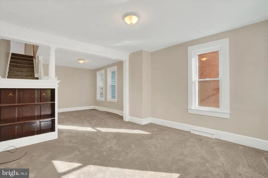 124 W Main Street, Windsor, PA 17366 - Image #2