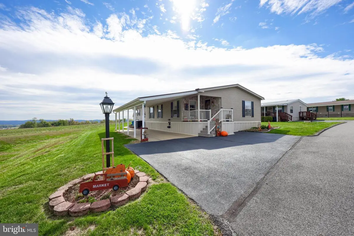 258 James Way, York, PA 17406 - Image #1