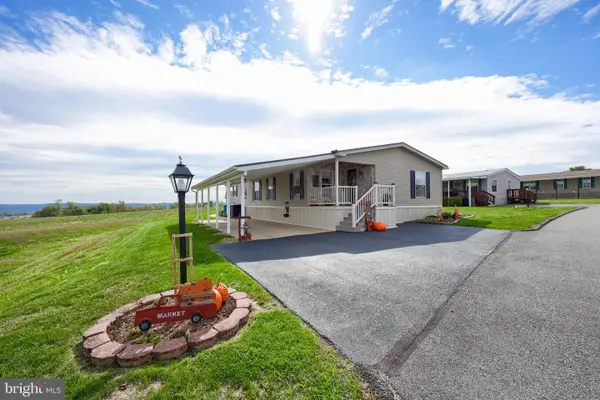 258 James Way, YORK, PA 17406