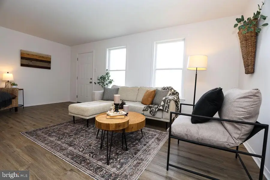 44 N Conley Ln, Etters, PA 17319 - Image #3