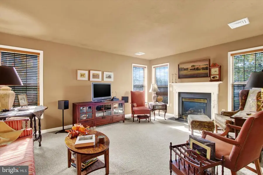 114 Heather Glen Dr, Red Lion, PA 17356 - Image #3