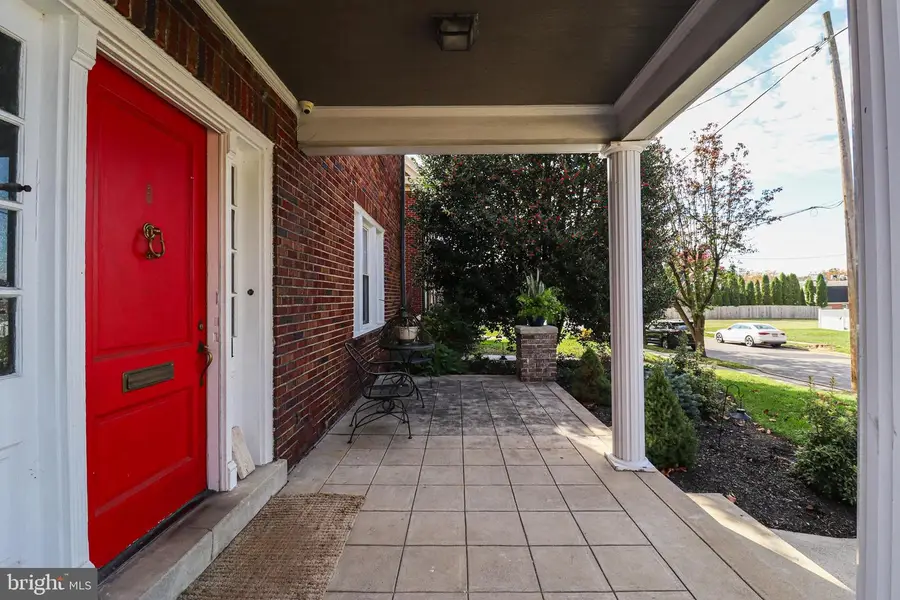 31 N Manheim St, York, PA 17402 - Image #2