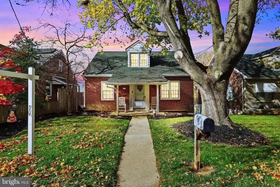 583 Hillcrest Rd, York, PA 17403 - Image #2