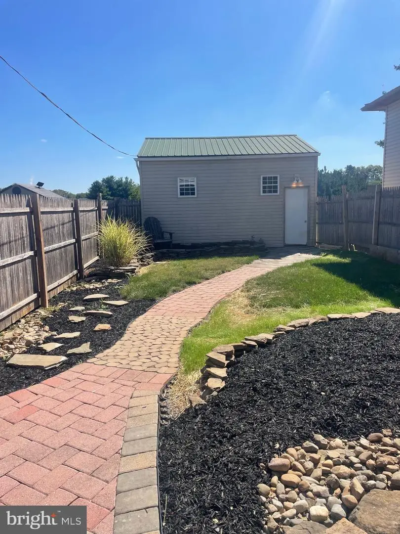 3183 N George St, Emigsville, PA 17318 - Image #2