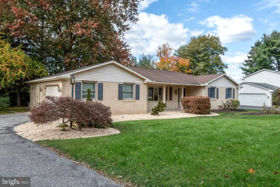 3045 Round Hill Rd, York, PA 17402 - Image #3