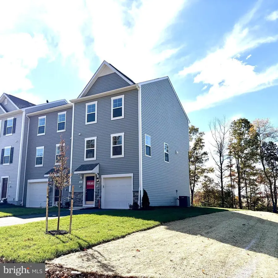 101 Homestead Dr, Hanover, PA 17331 - Image #2