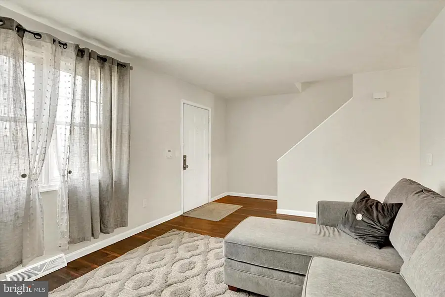 815 E King St, York, PA 17403 - Image #3