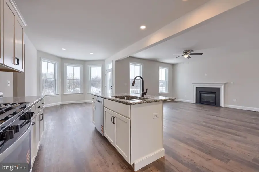 3847 Country Dr, Dover, PA 17315 - Image #3