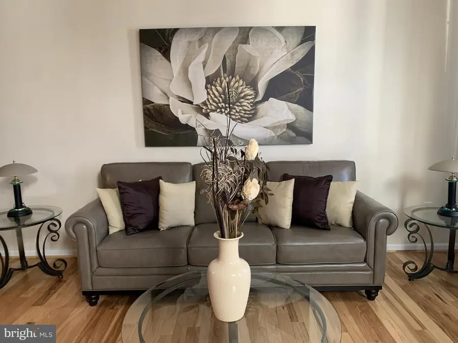 1238 Knoll Dr, York, PA 17408 - Image #3