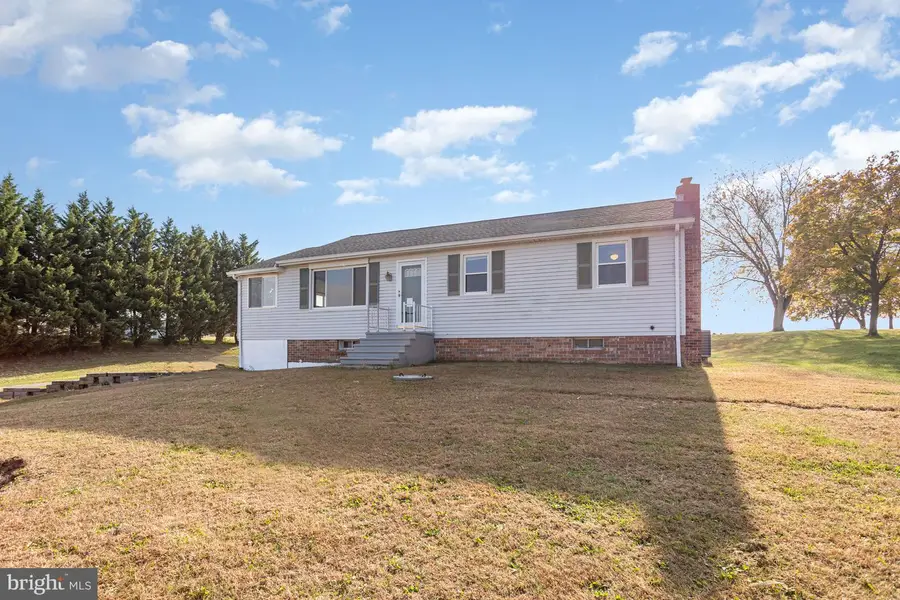 1487 Kbs Rd, Spring Grove, PA 17362 - Image #2
