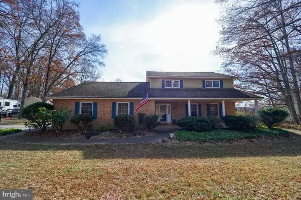 6659 Jackson Dr, SEVEN VALLEYS, PA 17360