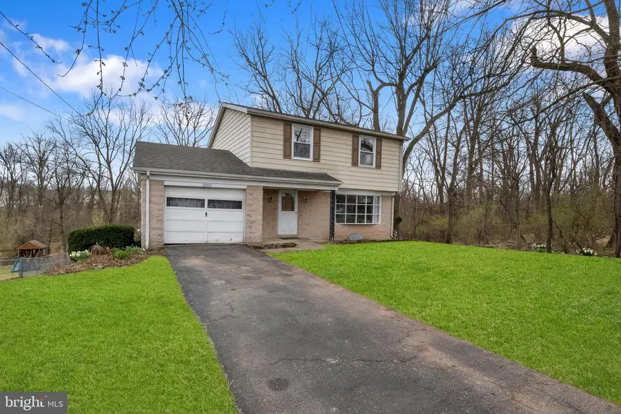 2636 Sedgewick Ave, Dover, PA 17315 - Image #3