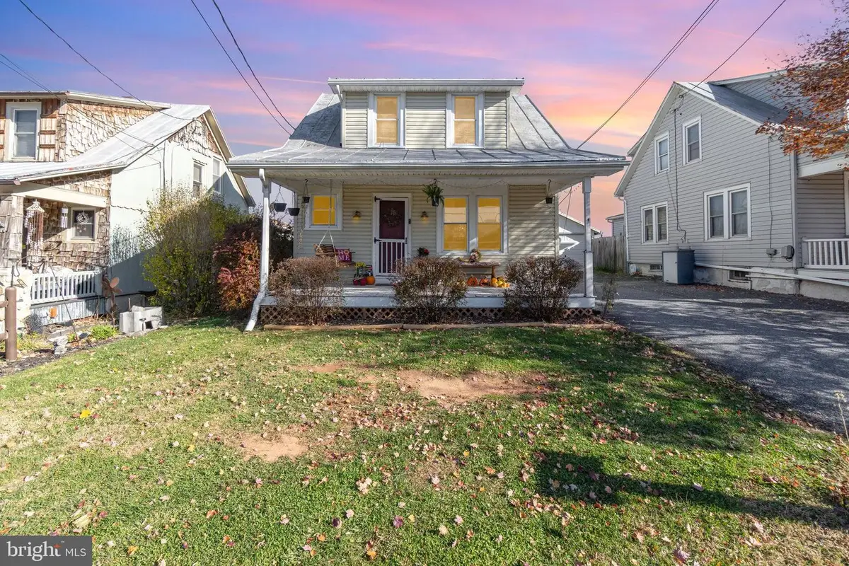 390 E Front St, Lewisberry, PA 17339 - Image #1