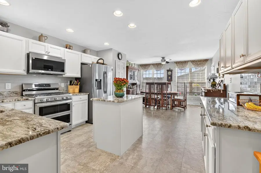 227 Jutland Way, Red Lion, PA 17356 - Image #2