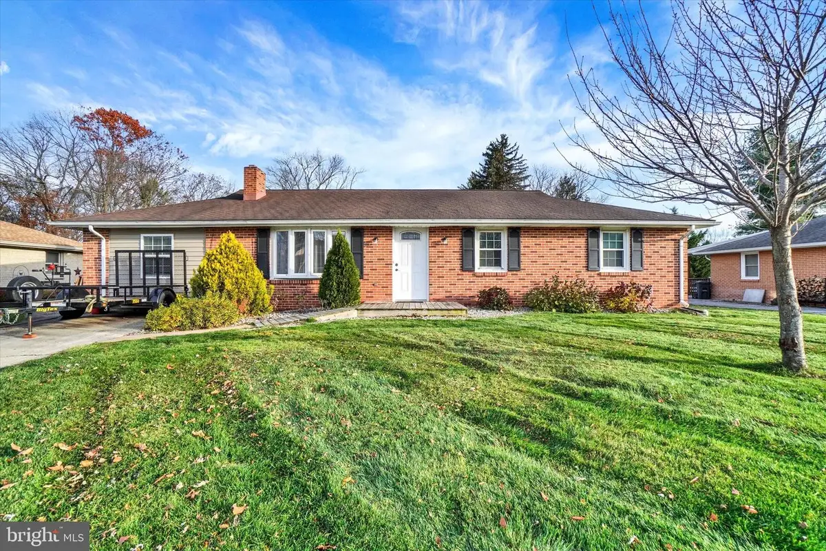 1767 Oakley Dr, Dover, PA 17315 - Image #1