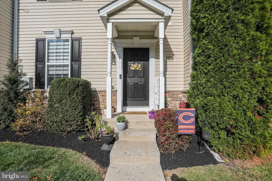 357 Bruaw Dr, York, PA 17406 - Image #2