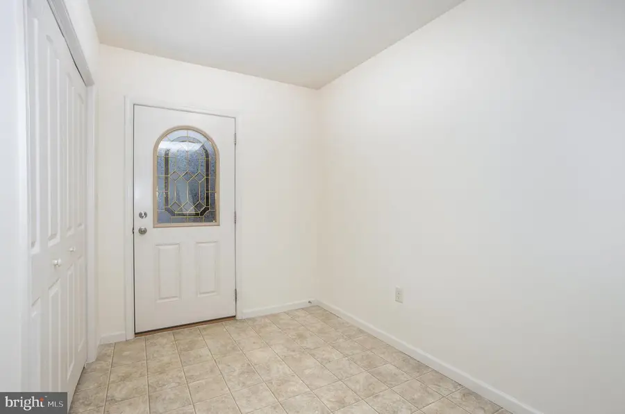 308 Weatherstone Dr, New Cumberland, PA 17070 - Image #3