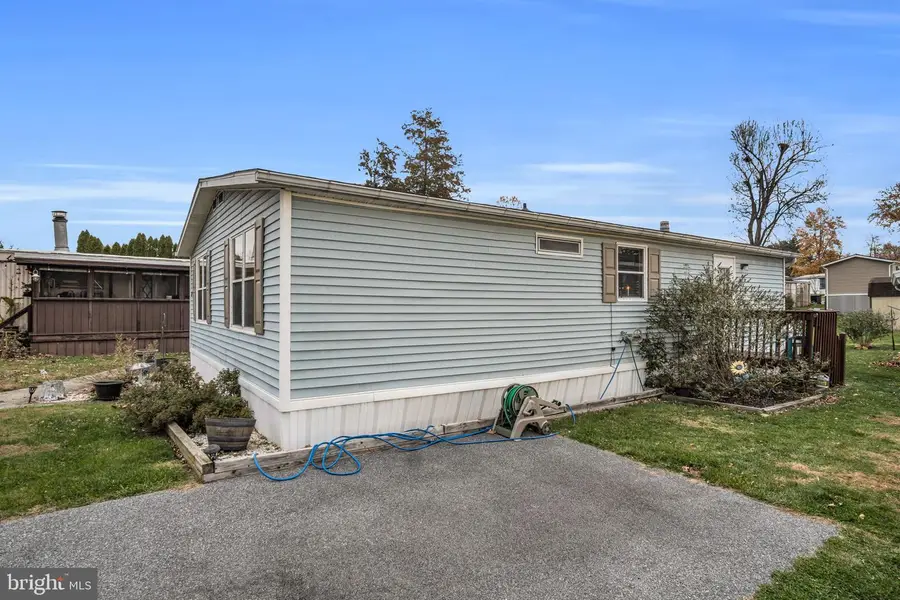 84 Buttonwood Dr, Dillsburg, PA 17019 - Image #3