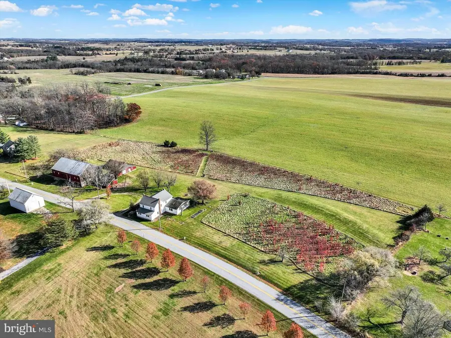 5270 Pine Hill Rd, Dover, PA 17315 - Image #3