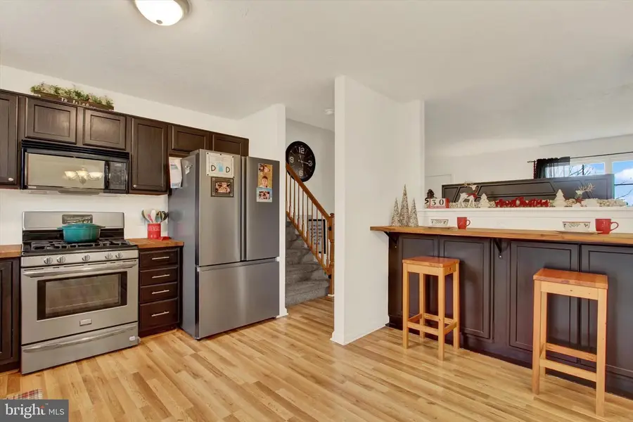 5 Aaron Ct, Hanover, PA 17331 - Image #2