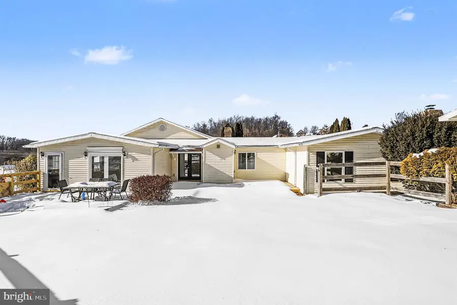 4570 Walters Hatchery Rd, Spring Grove, PA 17362 - #3