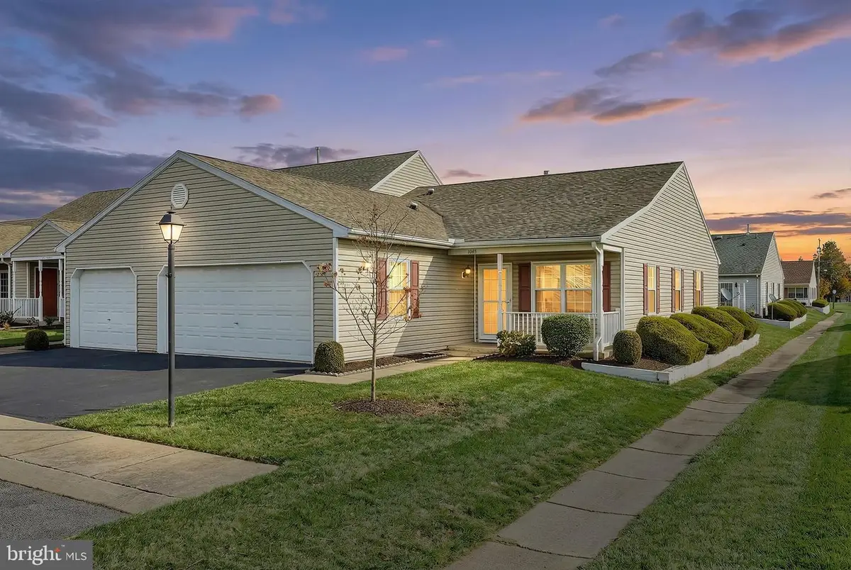 1043 Village Way #1043, York, PA 17404 - Image #1